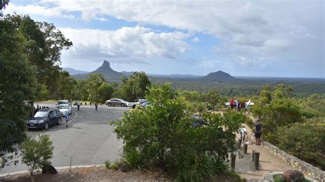 Glass House Mountains Scenic Lookout | Brown Signs