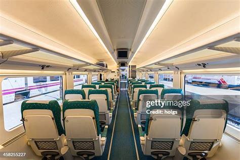 2,013 Renfe Train Stock Photos, High-Res Pictures, and Images - Getty ...