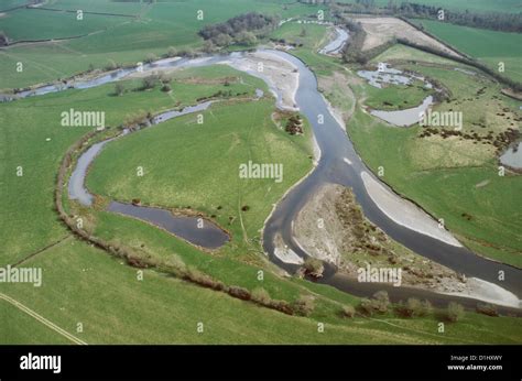 Oxbow lake aerial uk hi-res stock photography and images - Alamy