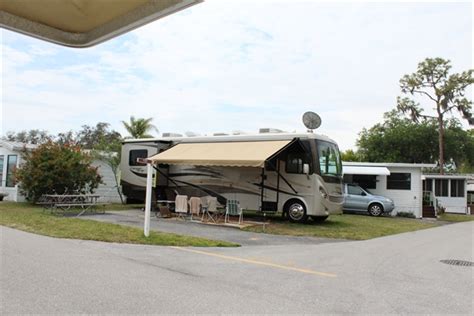 Horseshoe Cove RV Resort, Bradenton, FL - GPS, Campsites, Rates, Photos ...