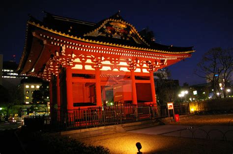 Japanese temple at night by Yukimura-Yumiko on DeviantArt