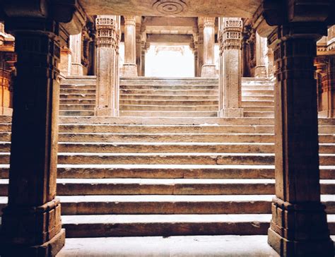 Adalaj Stepwell, Ahmedabad, Gujarat | World is Beautiful! Don't Miss ...