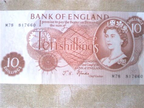 1967-bank of england-10 shilling note | Collectors Weekly