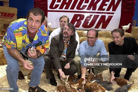 56 Us Chicken Run Premiere Mel Gibson Stock Photos, High-Res Pictures, and Images - Getty Images