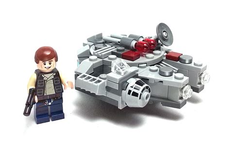 Millennium Falcon Microfighter (LEGO) : TV and Film Toys