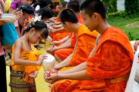 Songkran Festival Phuket - Aleenta Phuket Resort & Spa