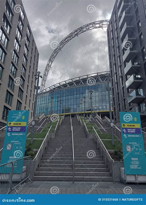 Wembley Stadium Sports and Concerts Venue Editorial Stock Photo - Image ...