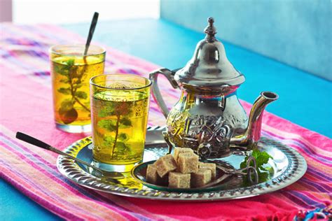 Traditional Moroccan Tea Ceremony: What It Is & How To Do It