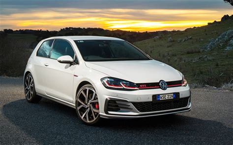 Download wallpapers Volkswagen Golf GTI, 2017 cars, hatchback ...