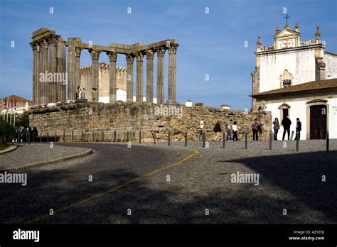 Roman temple (Emperor cult - also known as Goddess Diana Temple) and Lóios Pousada in Évora ...