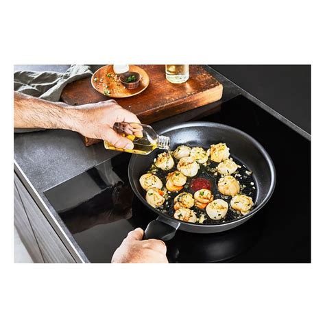 Tefal - Unlimited Induction NonStick Frypan Set 26/30cm | Peter's of Kensington