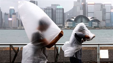 Typhoon Saola: Hong Kong braced for storm as hundreds of flights ...