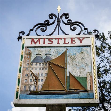 Photos of The Mistley Thorn