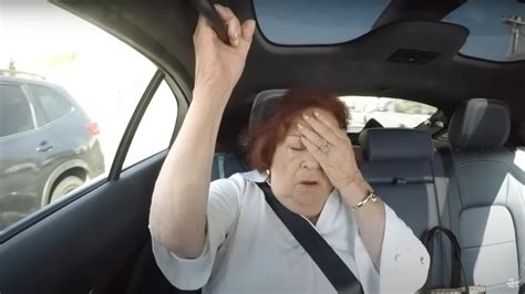 Jimmy Kimmel pranks his aunt with a driverless car | Mashable