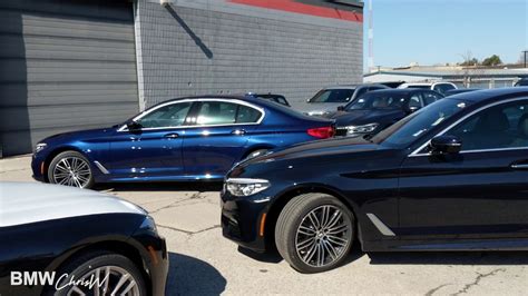 Color Compare: BMW 5 Series Carbon Black or Mediterranean Blue? - YouTube