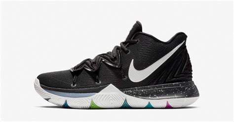 Nike Kyrie 5 Black Magic - Cool Sneakers