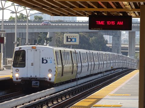 *ba BART Cars Macarthur BART Station Oakland, California. | Flickr