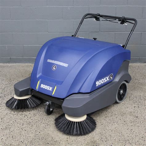 900SX Electric Walk-Behind Sweeper | Hammerhead Cleaning Equipment