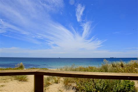 Amanda Belmonte: Western Australia - Bunbury -Beach and Lighthouse