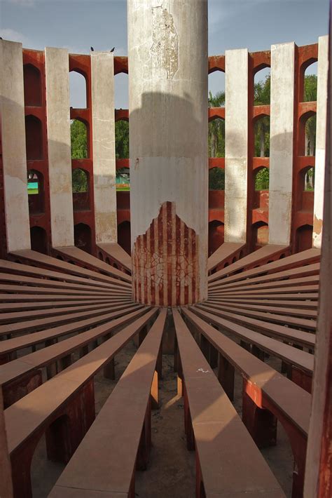 Jantar Mantar, New Delhi (Rama Yantra 2 inside) - Jantar Mantar, New Delhi - Wikipedia, the free ...