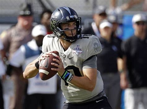 Watch as UCF appears awfully proud of its national championship rings - al.com