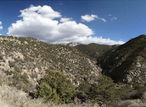 9 Beautiful Hiking Trails in Albuquerque for All Levels (+ Map)