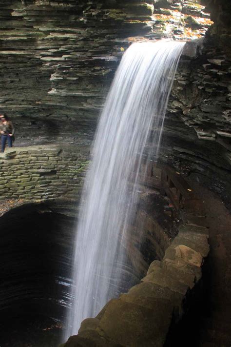 Watkins Glen Waterfalls - World of Waterfalls