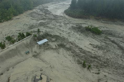 Case Study 4: Next-generation lahar (volcanic mudflow) models built on uncertainty analysis ...