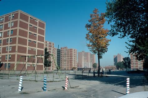 Gallery of Cabrini-Green and Vele di Scampia: When Public Housing ...