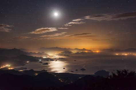 Moon Reflection | Insight Astronomy Photographer of the Year 2016 Contest | POPSUGAR Tech Photo 12