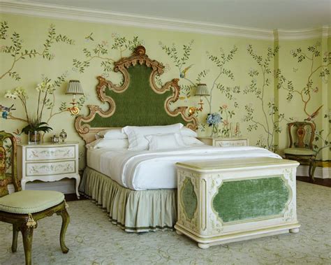 5 Crucial Elements of Victorian Style | QualityBath.com Discover