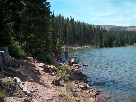 Spirit Lake in the Uintahs. Oh, how I love and miss these mountains!!!! | Paisagens