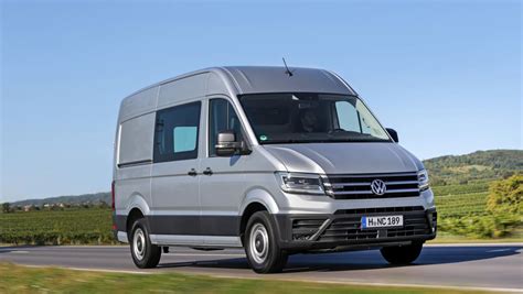 Volkswagen Crafter 4Motion review | Auto Express