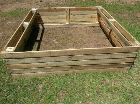 Raised garden bed I made out of pallet wood. | Pallets garden, Pallet ...