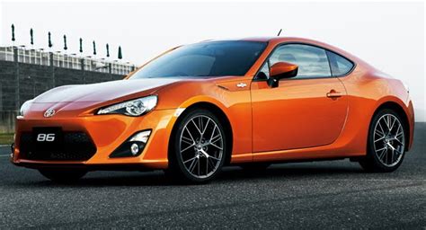 New Toyota GT 86 Sports Coupe with 2.0-liter Engine Officially Revealed ...