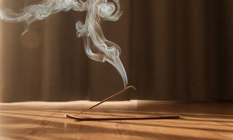 What are incense sticks and what are its benefits?| NamoMonk