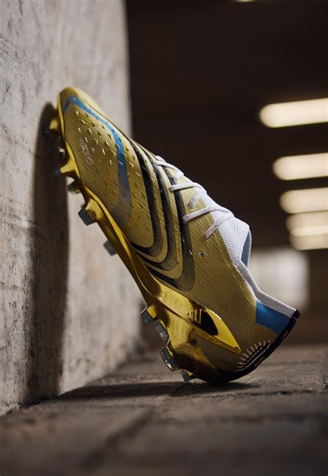 adidas Reveal The Messi Signature X Speedportal 'Leyenda' - SoccerBible Signature Style, Messi ...