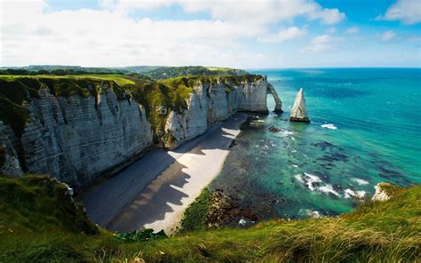 etretat-Sunny Beach Landscape Wallpaper Preview | 10wallpaper.com