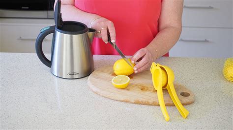 How to clean your kettle - The Organised Housewife