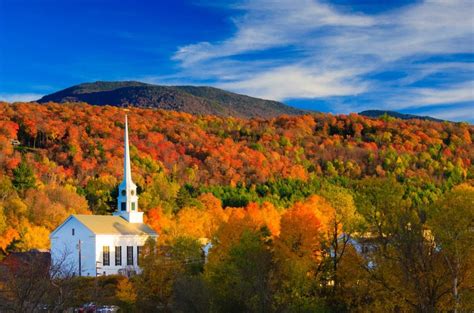 6 Vermont Scenic Drives for Your Fall Bucket List | Fall in Stowe, VT