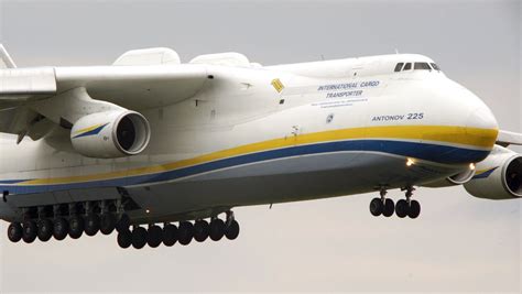 Antonov An-225 Mriya o maior avião do mundo - Mundo Engenharia