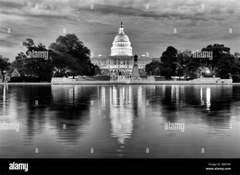 United States Capitol Building at night Stock Photo - Alamy