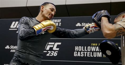 Max Holloway UFC 236 open workout highlights