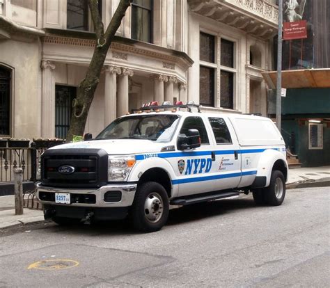 NYPD ESU 8257 Ford F-350 | Police cars, Police truck