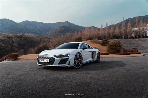 Audi R8 performance on Behance