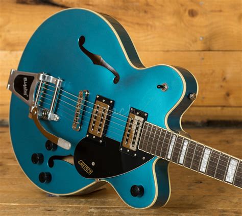 Gretsch Streamliner G2622T Riviera Blue - Peach Guitars