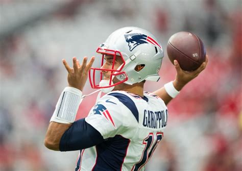 Jimmy Garoppolo Throws First Touchdown for Patriots in 2016 (Video)