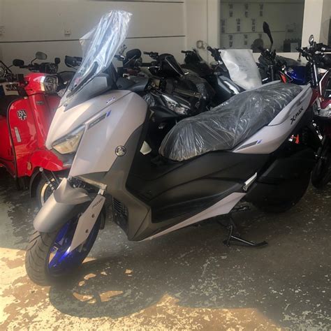 New xmax 250, Motorcycles, Motorcycles for Sale, Class 2A on Carousell