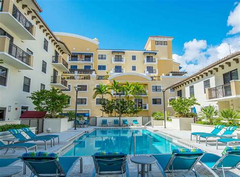 Dadeland Apartment Rentals in Miami Florida at AMLI Dadeland | Resort style pool, Rental ...