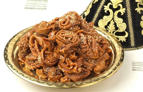 Chebakia Recipe - Moroccan Sesame and Honey Cookies - Taste of Maroc